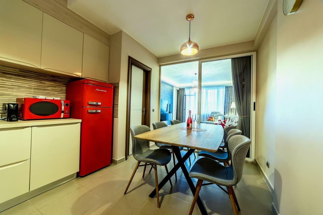 Apartment Chic By Landev Μπρασόβ Εξωτερικό φωτογραφία