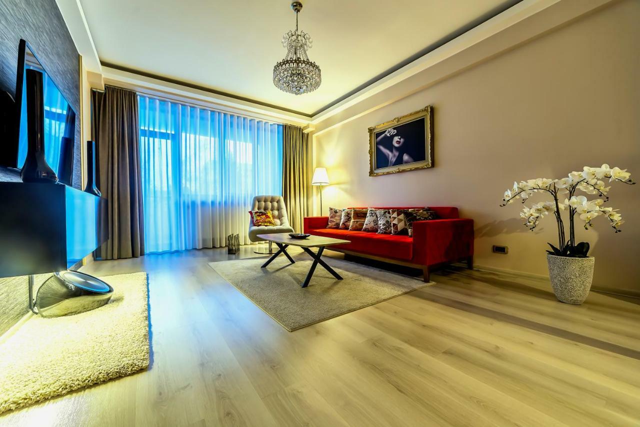 Apartment Chic By Landev Μπρασόβ Εξωτερικό φωτογραφία
